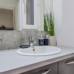 Le Palais - Hypercentre Apartment